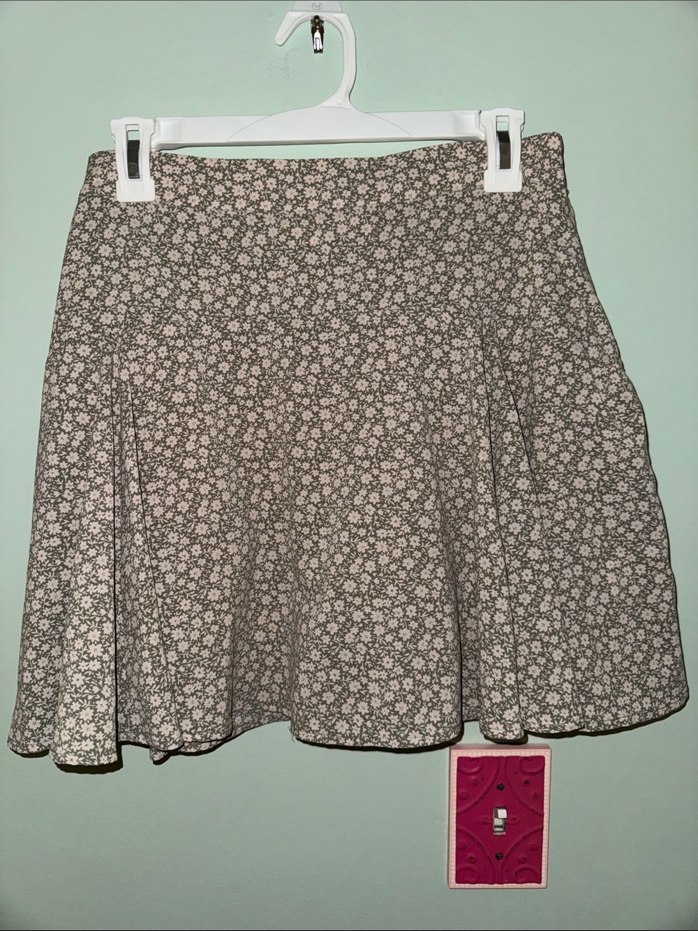 Women's Floral Skater Skirt - Grayish Floral